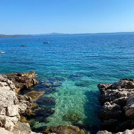 Nikola Seaview - Ivan Dolac, Hvar