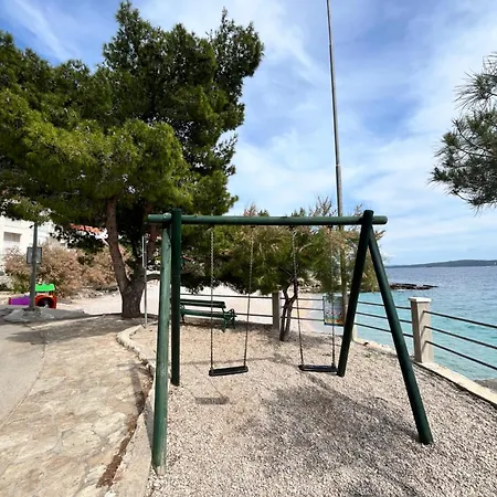 Nikola Seaview - Ivan Dolac, Hvar